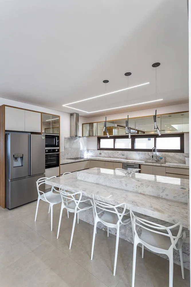 Casa, 4 quartos, 349 m² - Foto 2