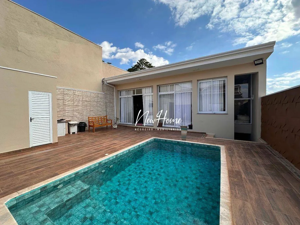 Casa, 3 quartos, 251 m² - Foto 1