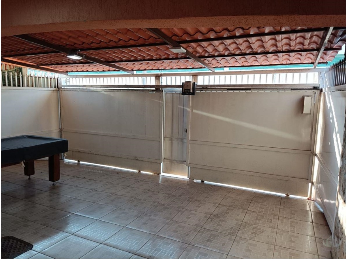 Casa à venda com 4 quartos, 170m² - Foto 10