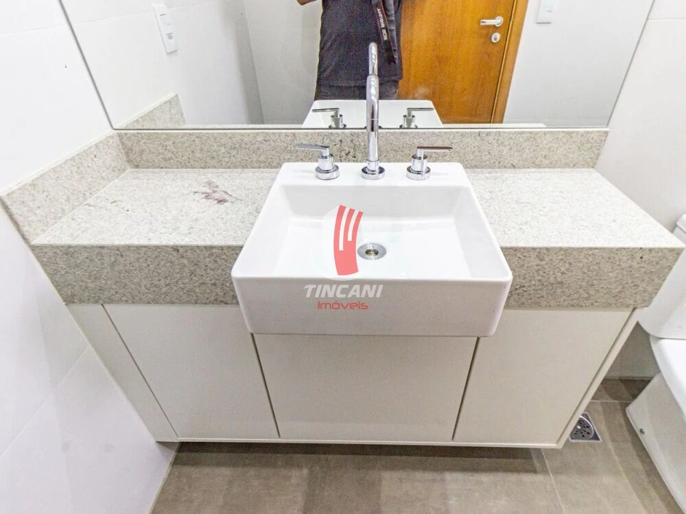 Apartamento à venda com 3 quartos, 115m² - Foto 4