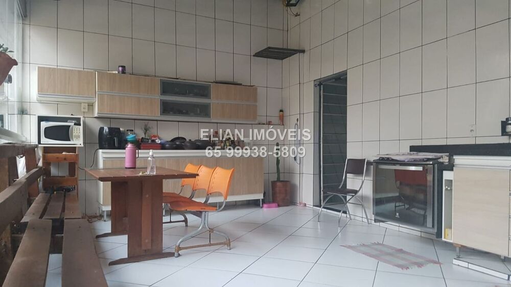 Casa à venda com 3 quartos, 234m² - Foto 7