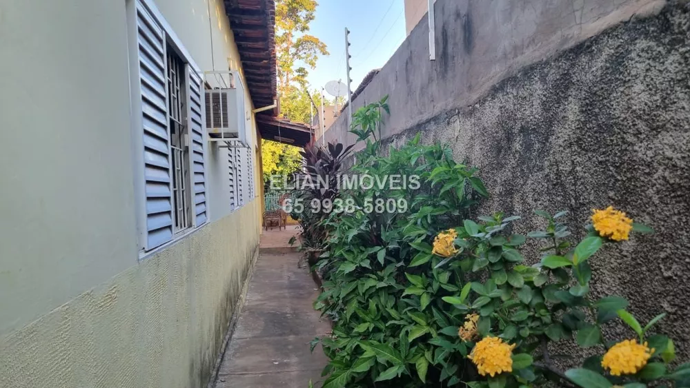 Casa à venda com 5 quartos, 340m² - Foto 2