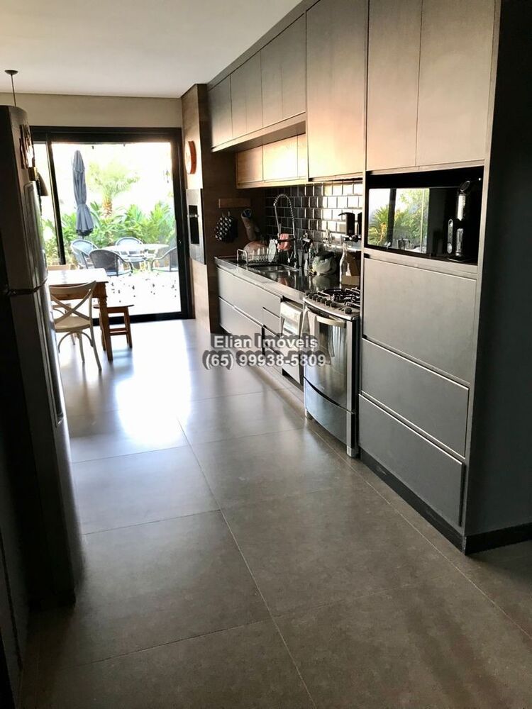 Casa de Condomínio à venda com 3 quartos, 287m² - Foto 3