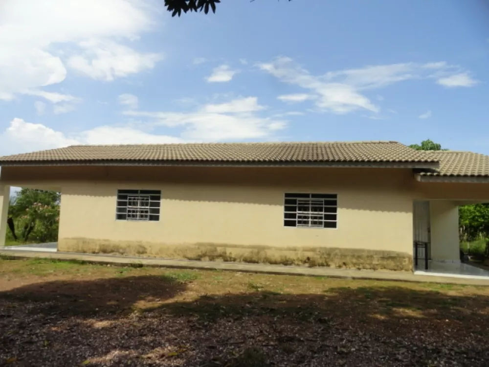 Fazenda à venda com 3 quartos, 120m² - Foto 1