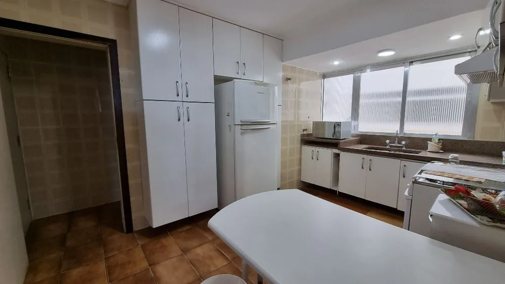 Apartamento, 3 quartos, 190 m² - Foto 11