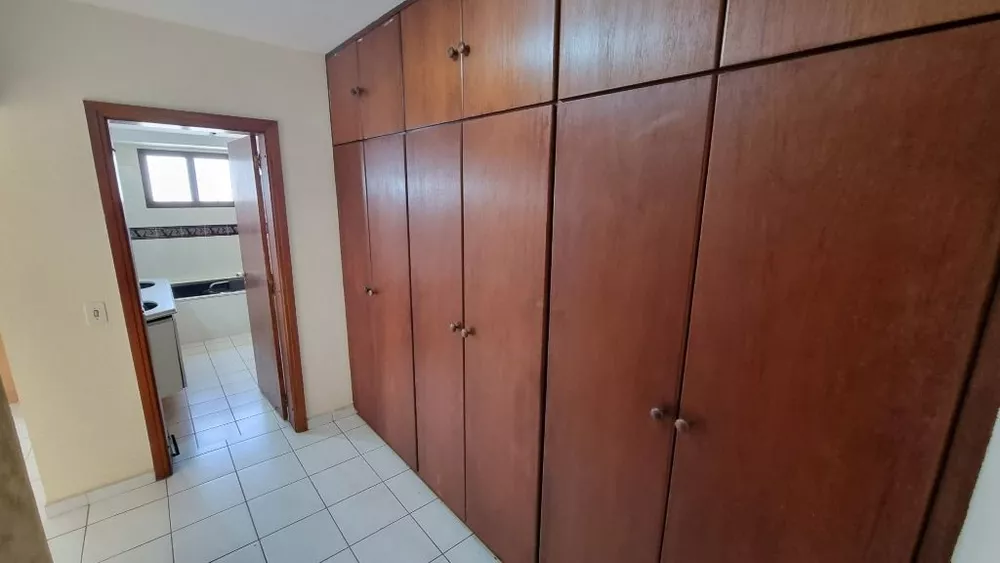 Apartamento à venda com 4 quartos, 190m² - Foto 5