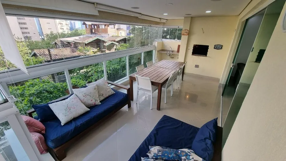 Apartamento, 3 quartos, 135 m² - Foto 1