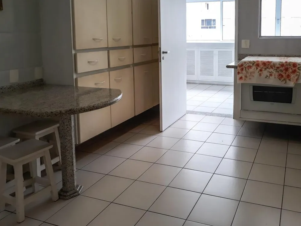 Apartamento, 4 quartos, 220 m² - Foto 3