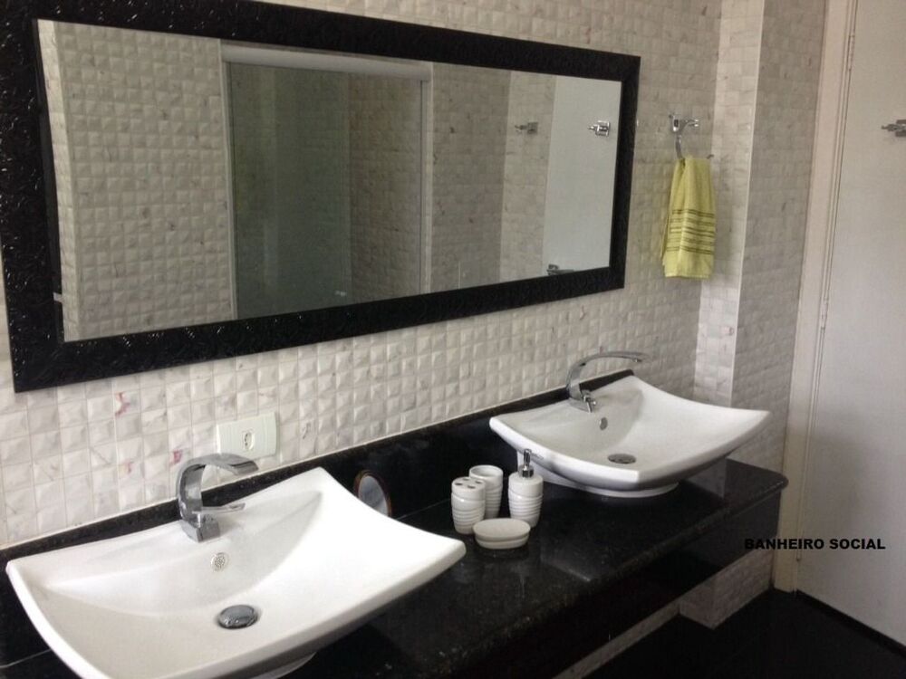 Apartamento, 3 quartos, 130 m² - Foto 1