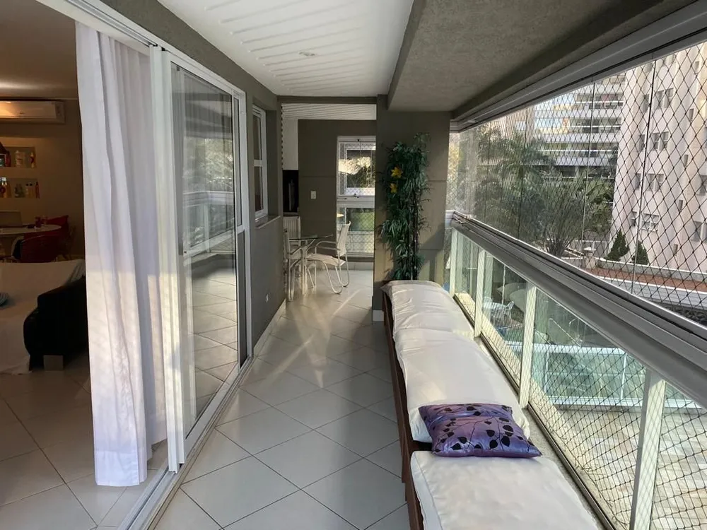 Apartamento, 3 quartos, 148 m² - Foto 1