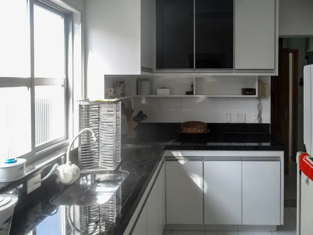 Apartamento, 3 quartos, 130 m² - Foto 1