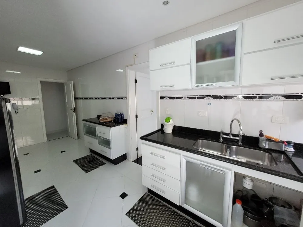 Apartamento, 3 quartos, 195 m² - Foto 11