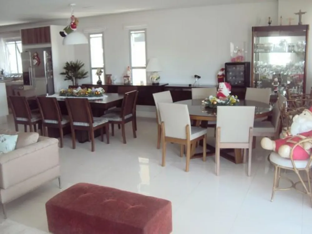 Apartamento, 3 quartos, 233 m² - Foto 2