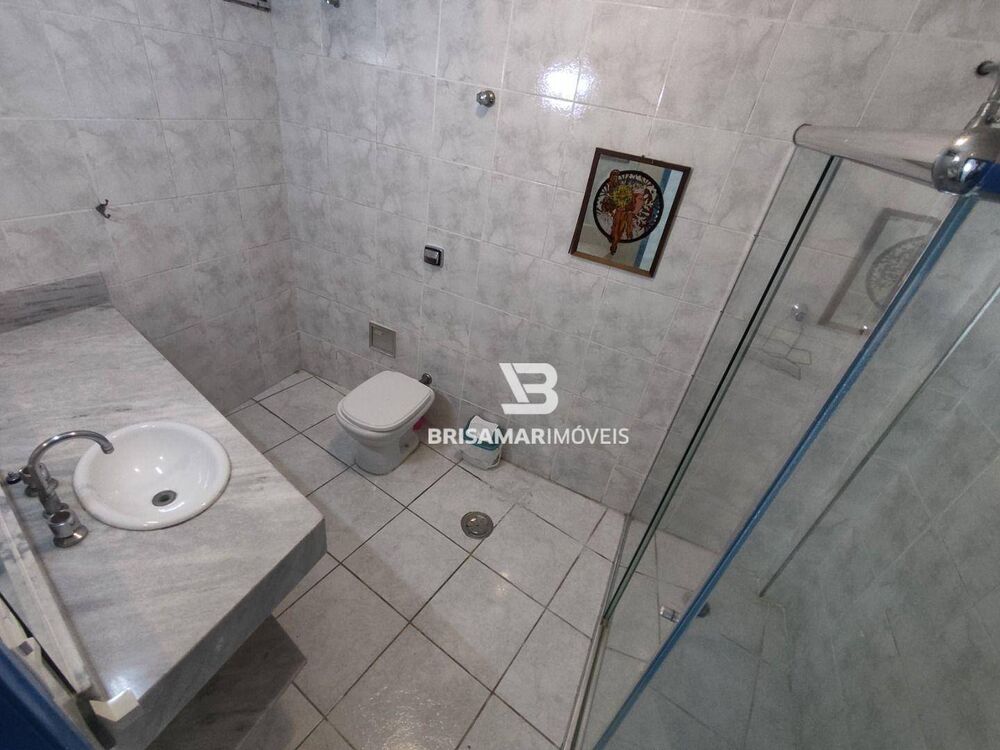 Apartamento para alugar com 3 quartos, 130m² - Foto 14