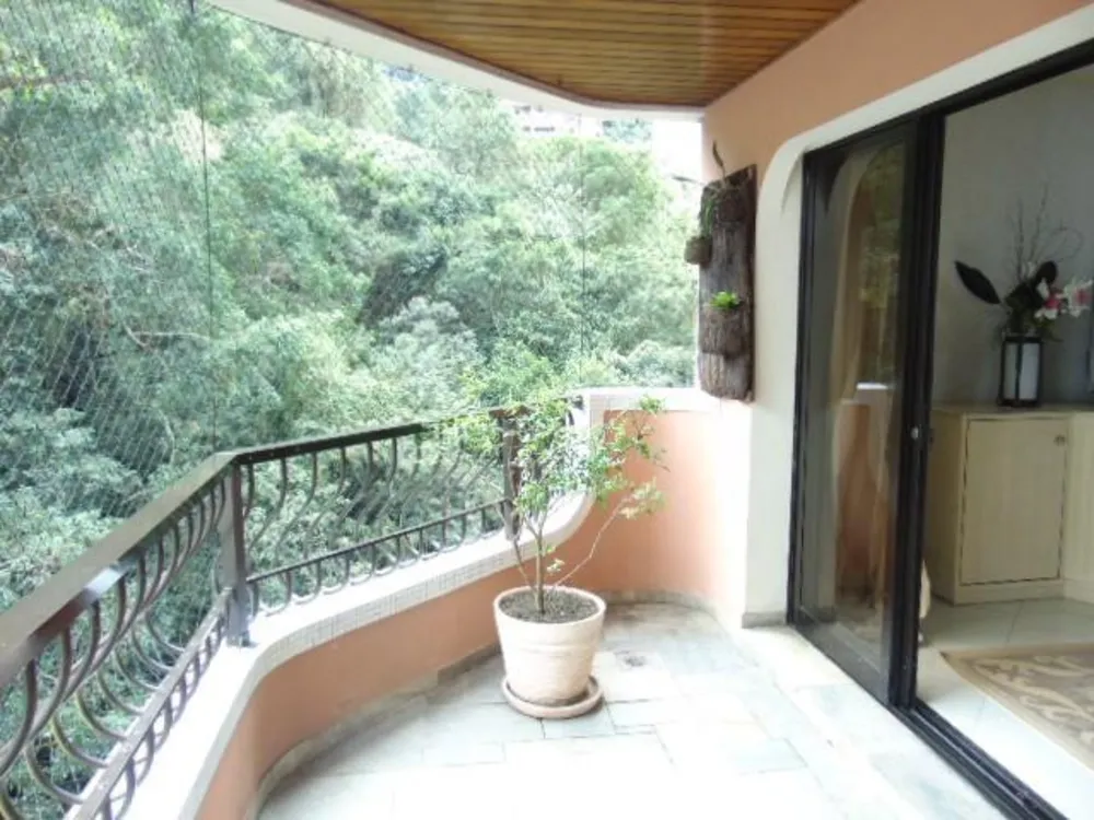 Apartamento, 3 quartos, 180 m² - Foto 1