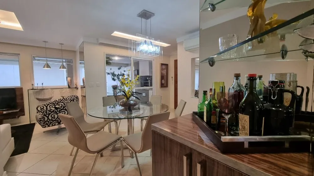 Apartamento, 3 quartos, 148 m² - Foto 1