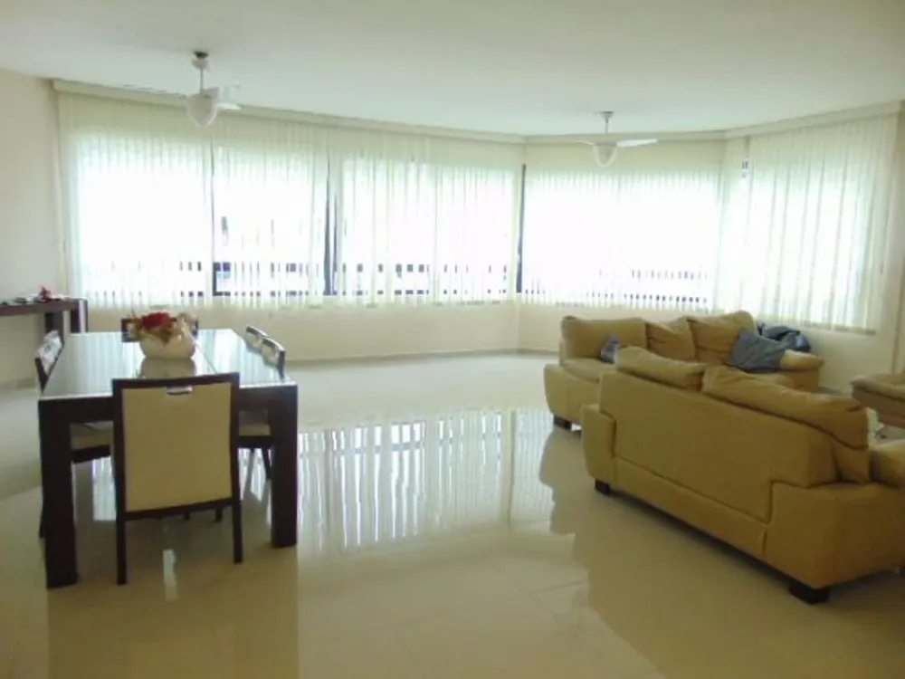 Apartamento, 3 quartos, 180 m² - Foto 1
