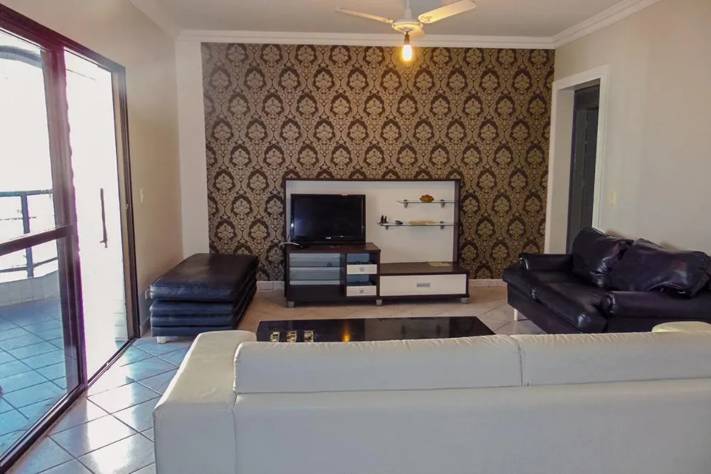 Apartamento, 3 quartos, 140 m² - Foto 1