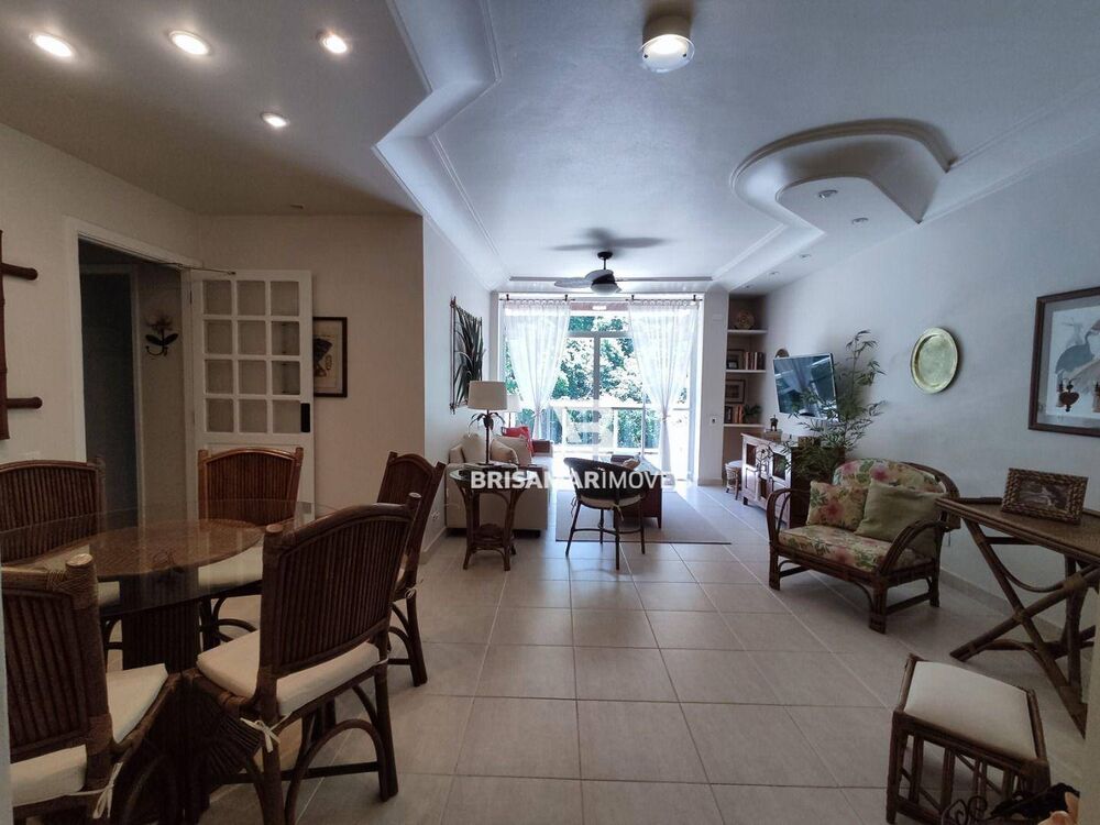 Apartamento à venda com 3 quartos, 124m² - Foto 1