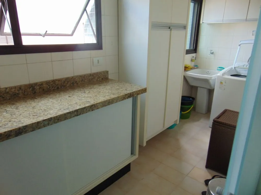 Apartamento, 3 quartos, 197 m² - Foto 3