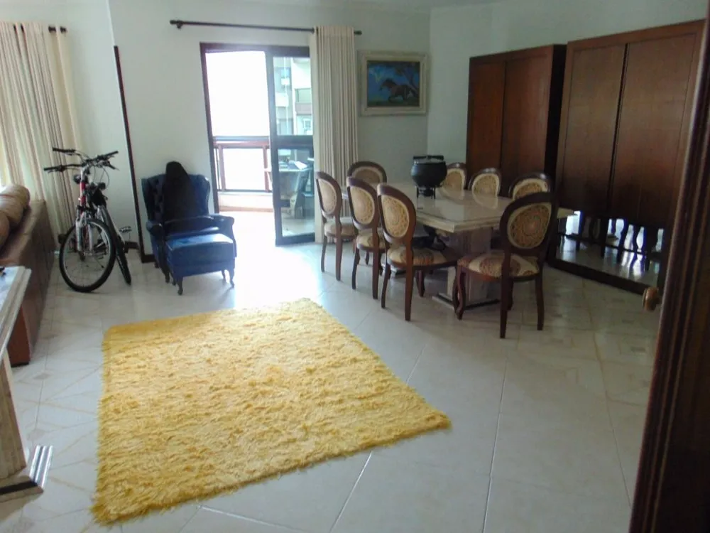 Apartamento, 3 quartos, 197 m² - Foto 4