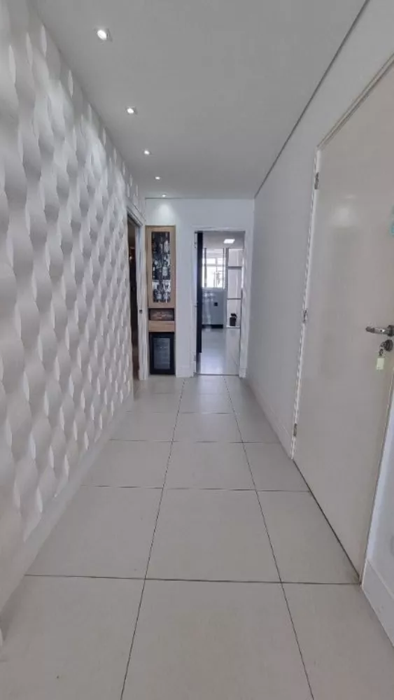 Apartamento à venda com 4 quartos, 190m² - Foto 11