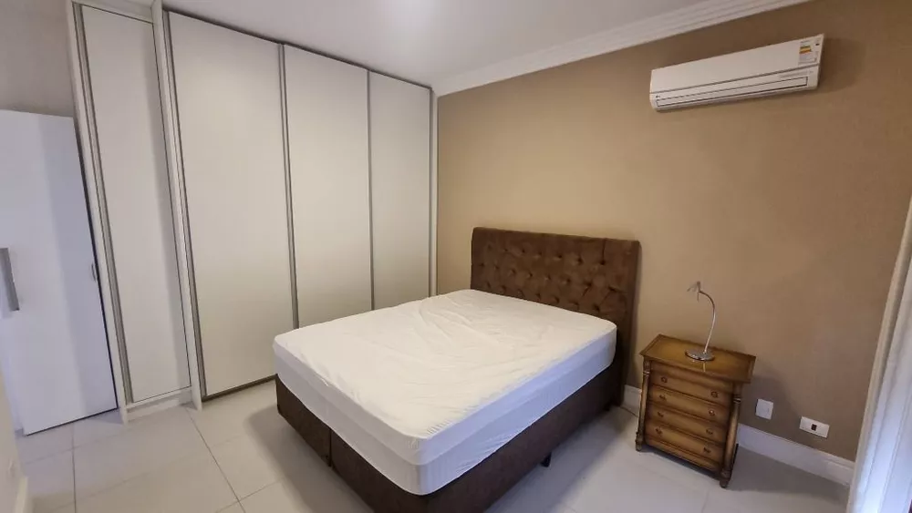 Apartamento à venda com 4 quartos, 190m² - Foto 19