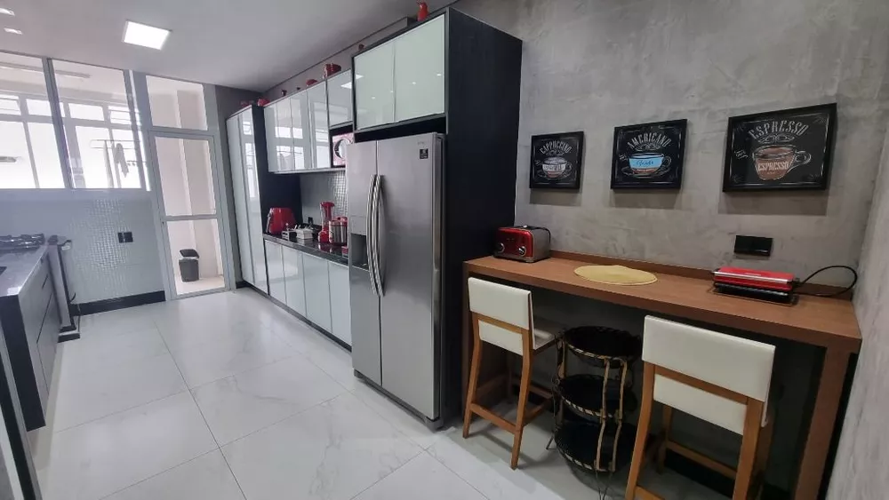 Apartamento à venda com 4 quartos, 190m² - Foto 12