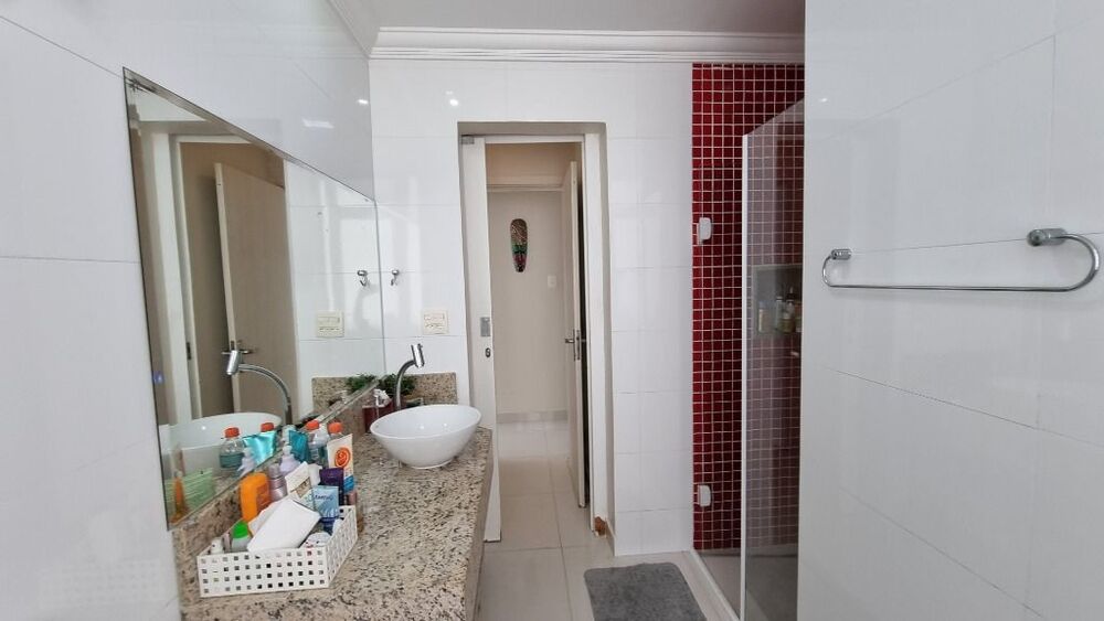 Apartamento, 3 quartos, 188 m² - Foto 2