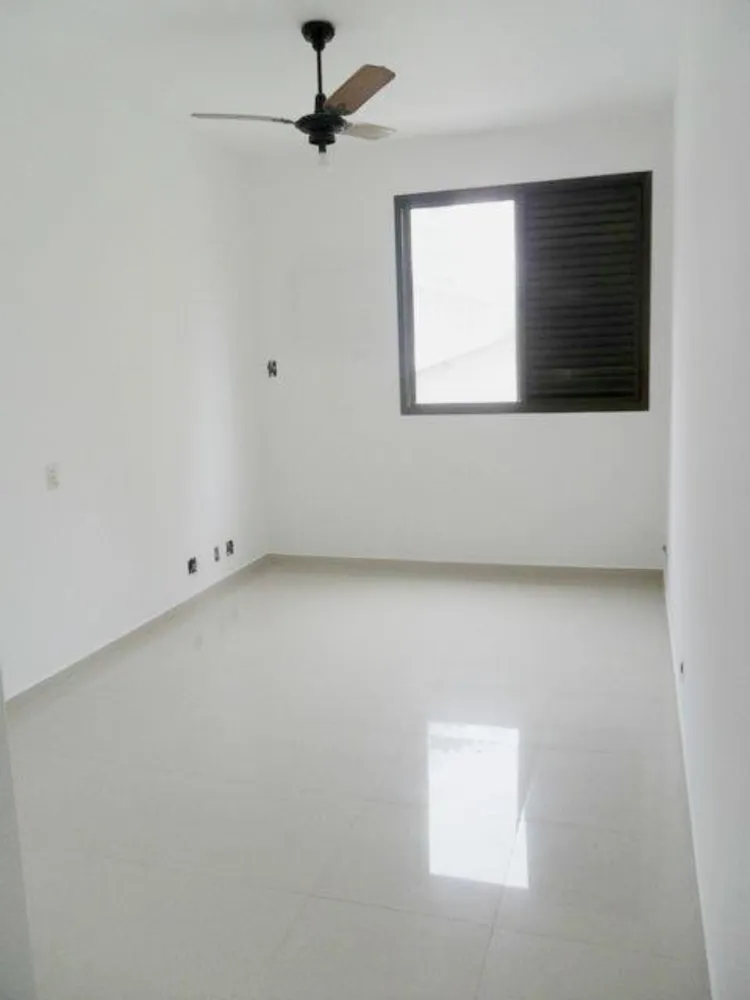 Apartamento, 3 quartos, 145 m² - Foto 3