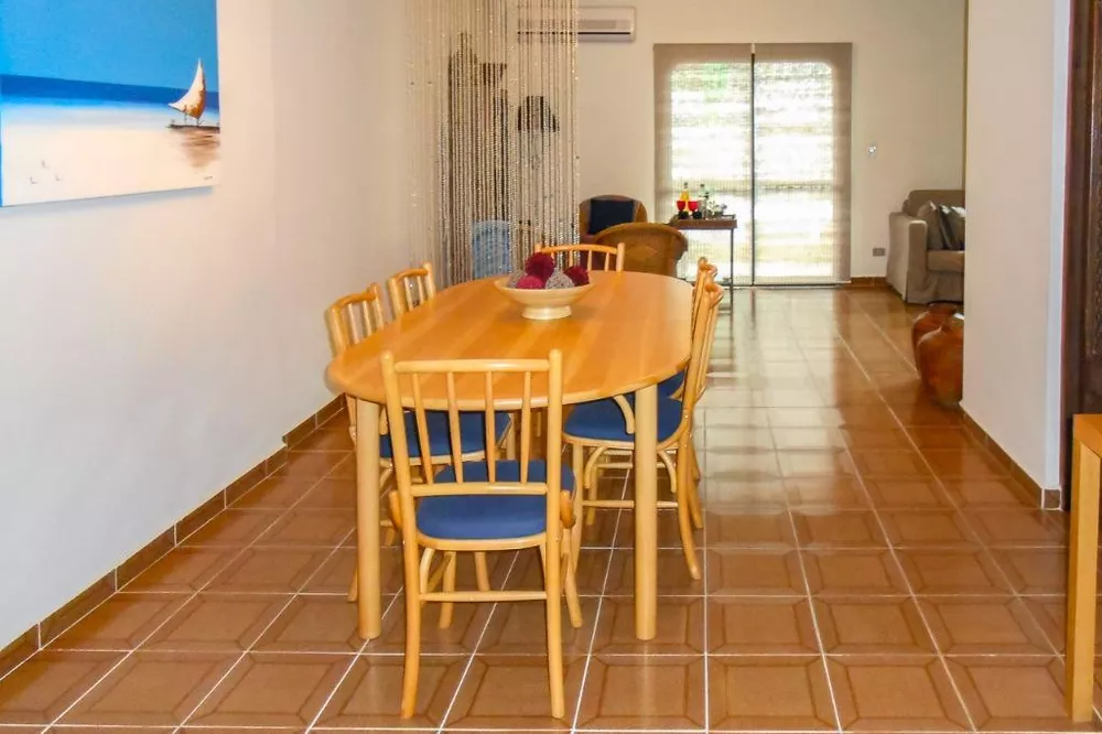 Apartamento à venda com 3 quartos, 140m² - Foto 3