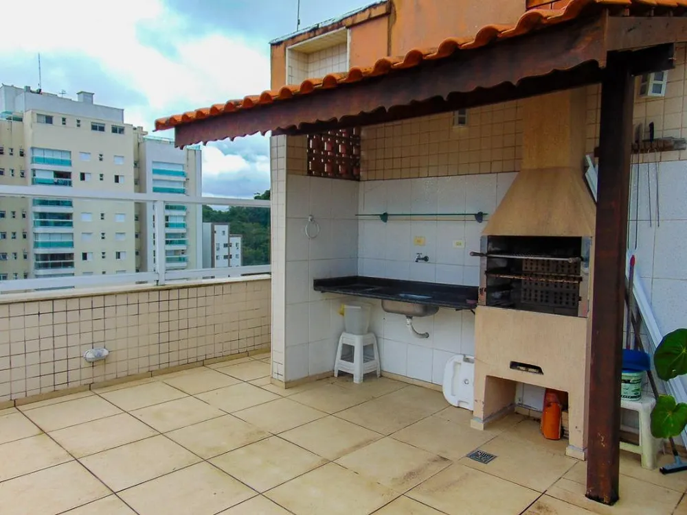 Cobertura, 3 quartos, 248 m² - Foto 2