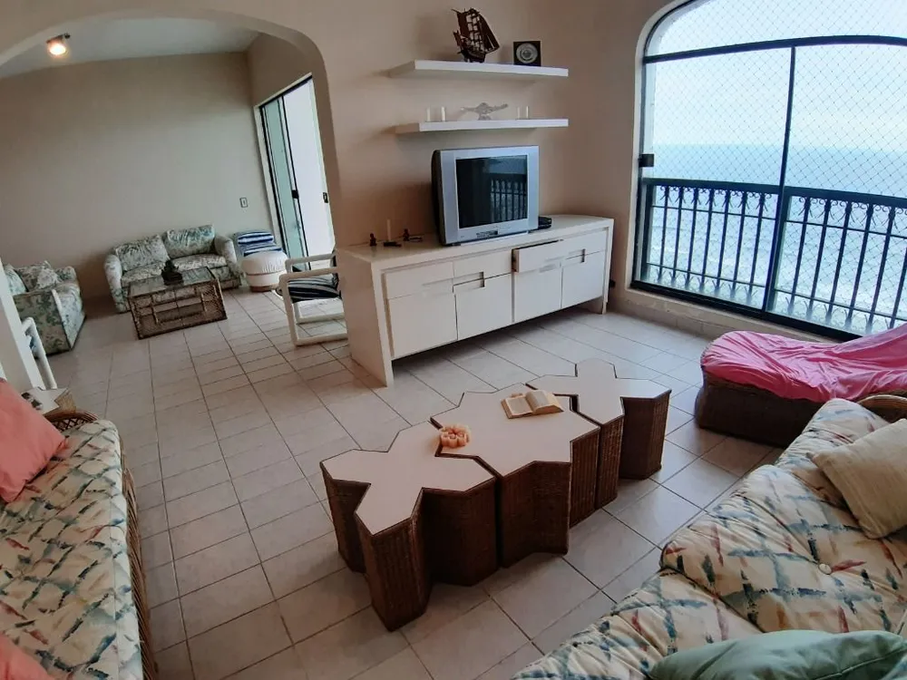 Apartamento, 3 quartos, 215 m² - Foto 2