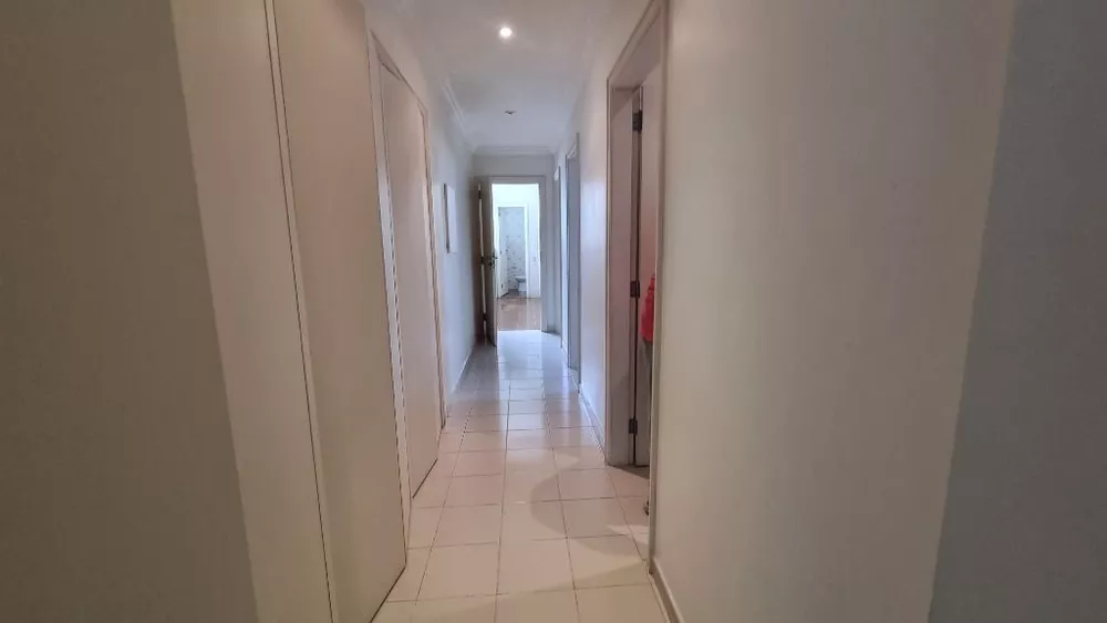 Apartamento à venda com 3 quartos, 194m² - Foto 8