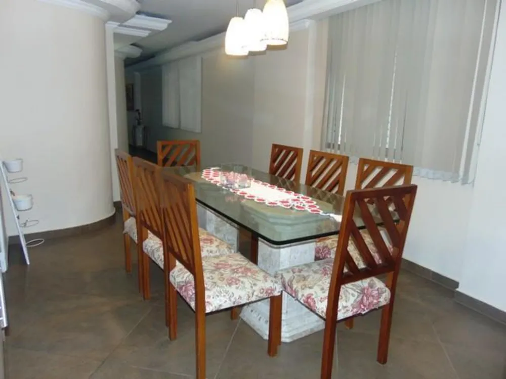 Apartamento, 3 quartos, 140 m² - Foto 2