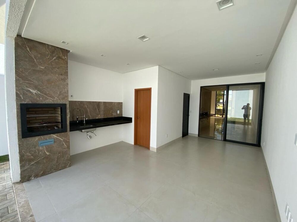 Casa de Condomínio à venda com 3 quartos, 360m² - Foto 4