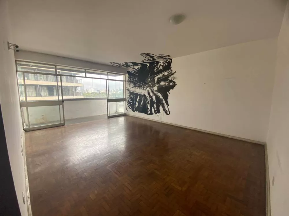 Apartamento, 3 quartos, 196 m² - Foto 2