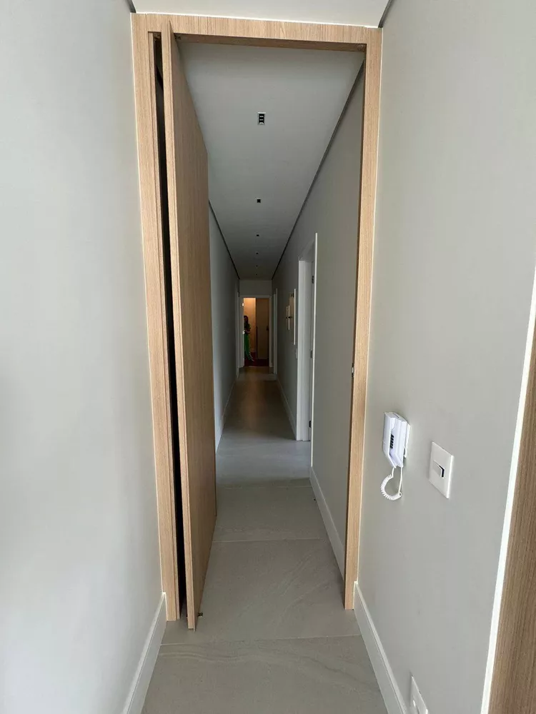 Apartamento, 3 quartos, 147 m² - Foto 1
