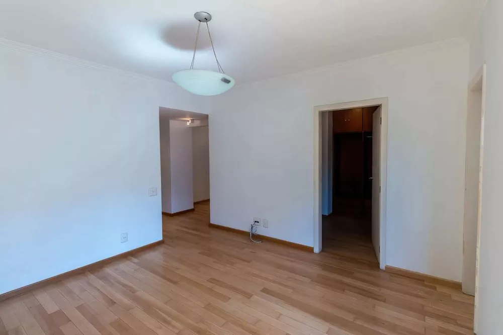 Apartamento, 3 quartos, 240 m² - Foto 1