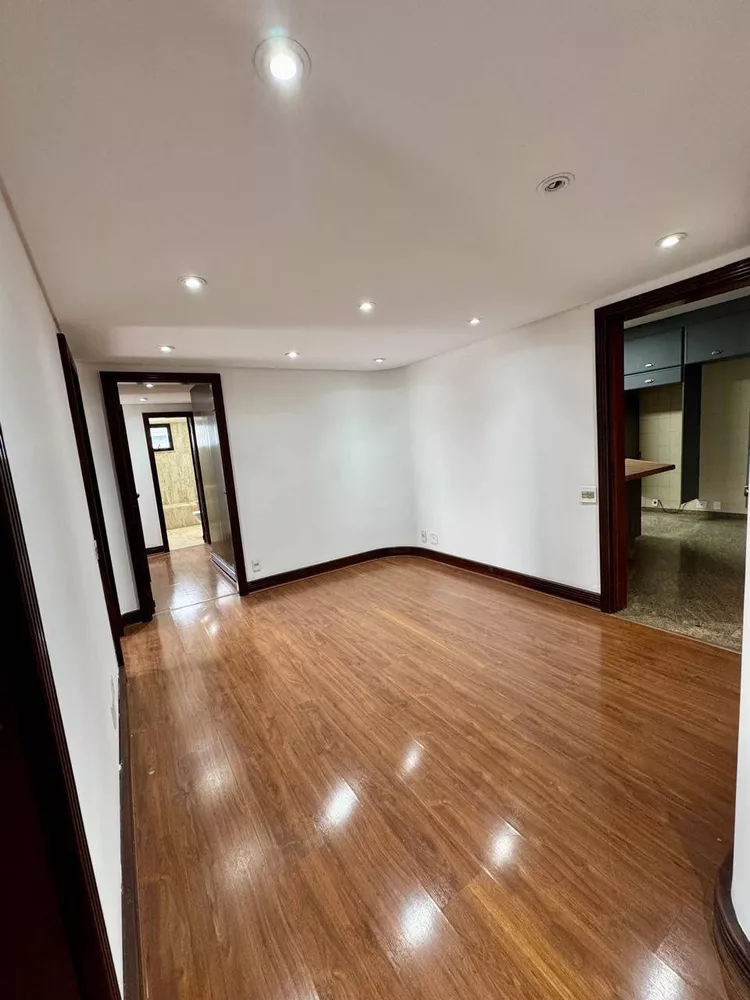Apartamento, 4 quartos, 330 m² - Foto 1
