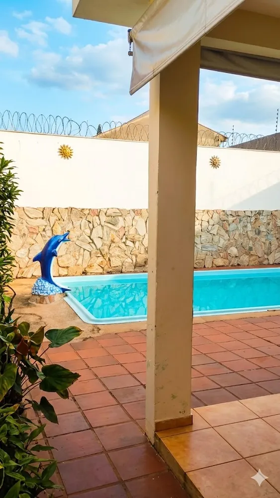 Casa, 4 quartos, 170 m² - Foto 1