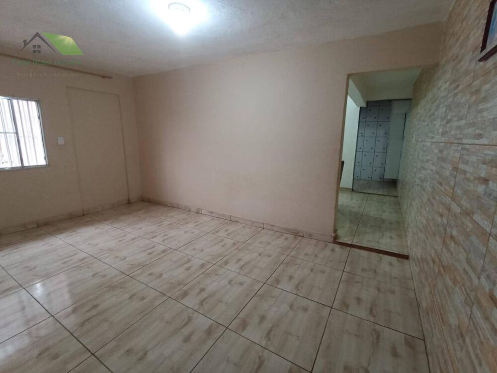 Sobrado à venda com 2 quartos, 200m² - Foto 4