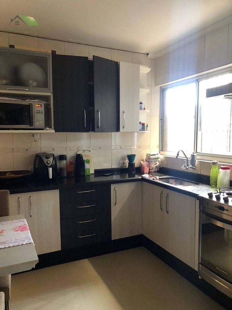 Casa à venda com 2 quartos, 100m² - Foto 3