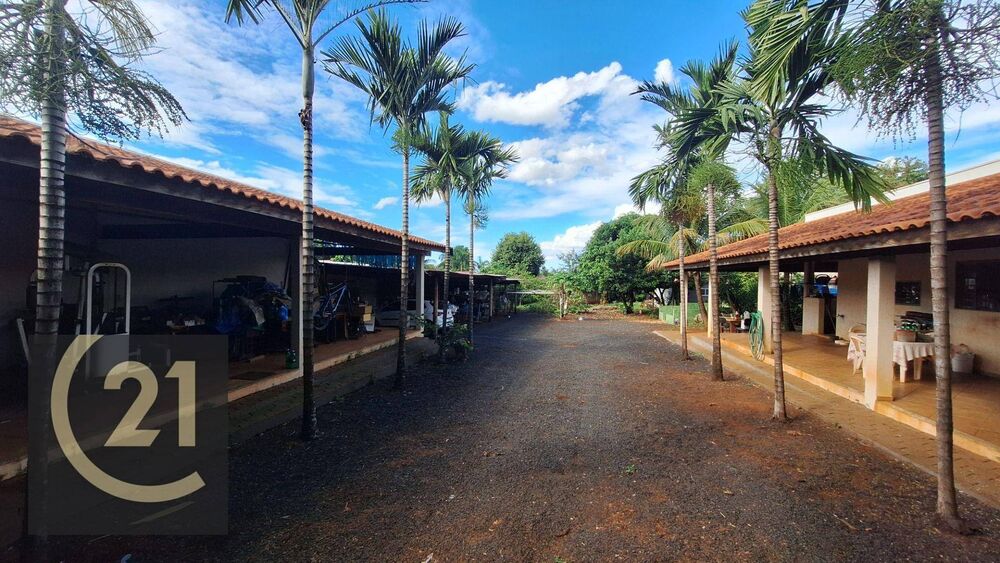 Chácara, 6 quartos, 2000 m² - Foto 1