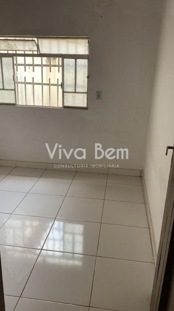 Casa à venda com 4 quartos, 300 - Foto 2