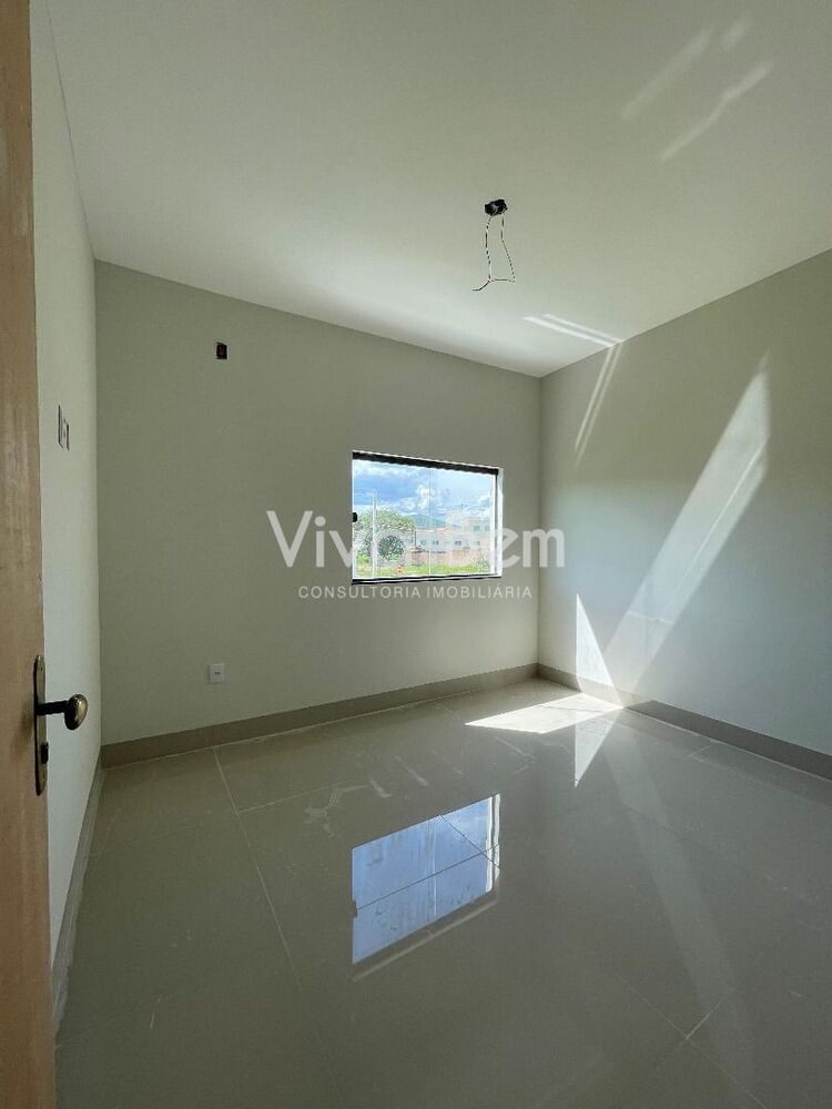 Casa à venda com 3 quartos, 160m² - Foto 4
