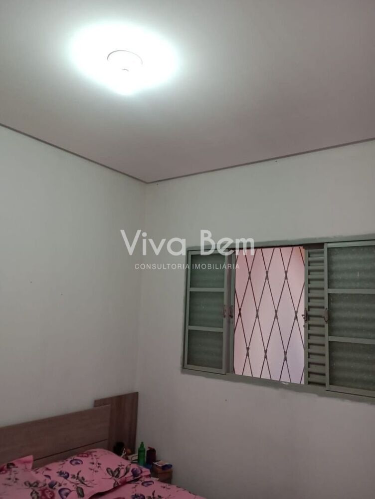 Casa à venda com 2 quartos, 100m² - Foto 3