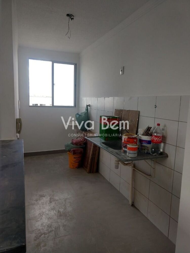Apartamento à venda com 2 quartos, 45m² - Foto 4