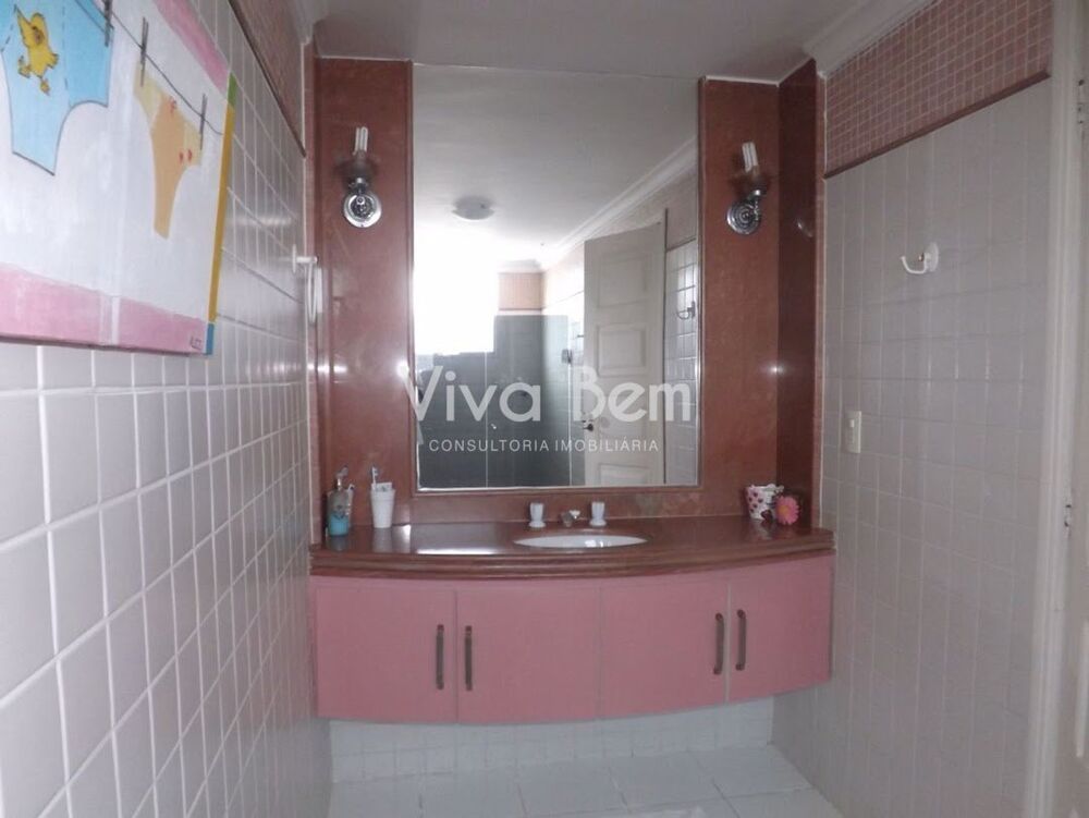 Casa, 4 quartos, 1800 m² - Foto 17