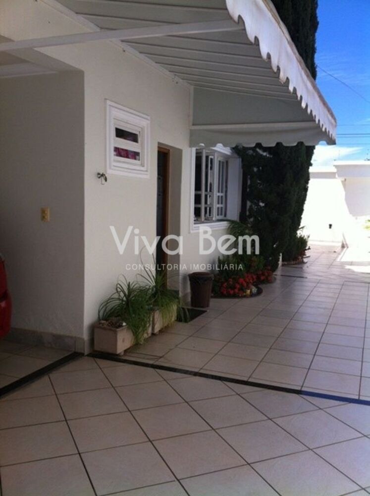 Casa, 4 quartos, 360 m² - Foto 1